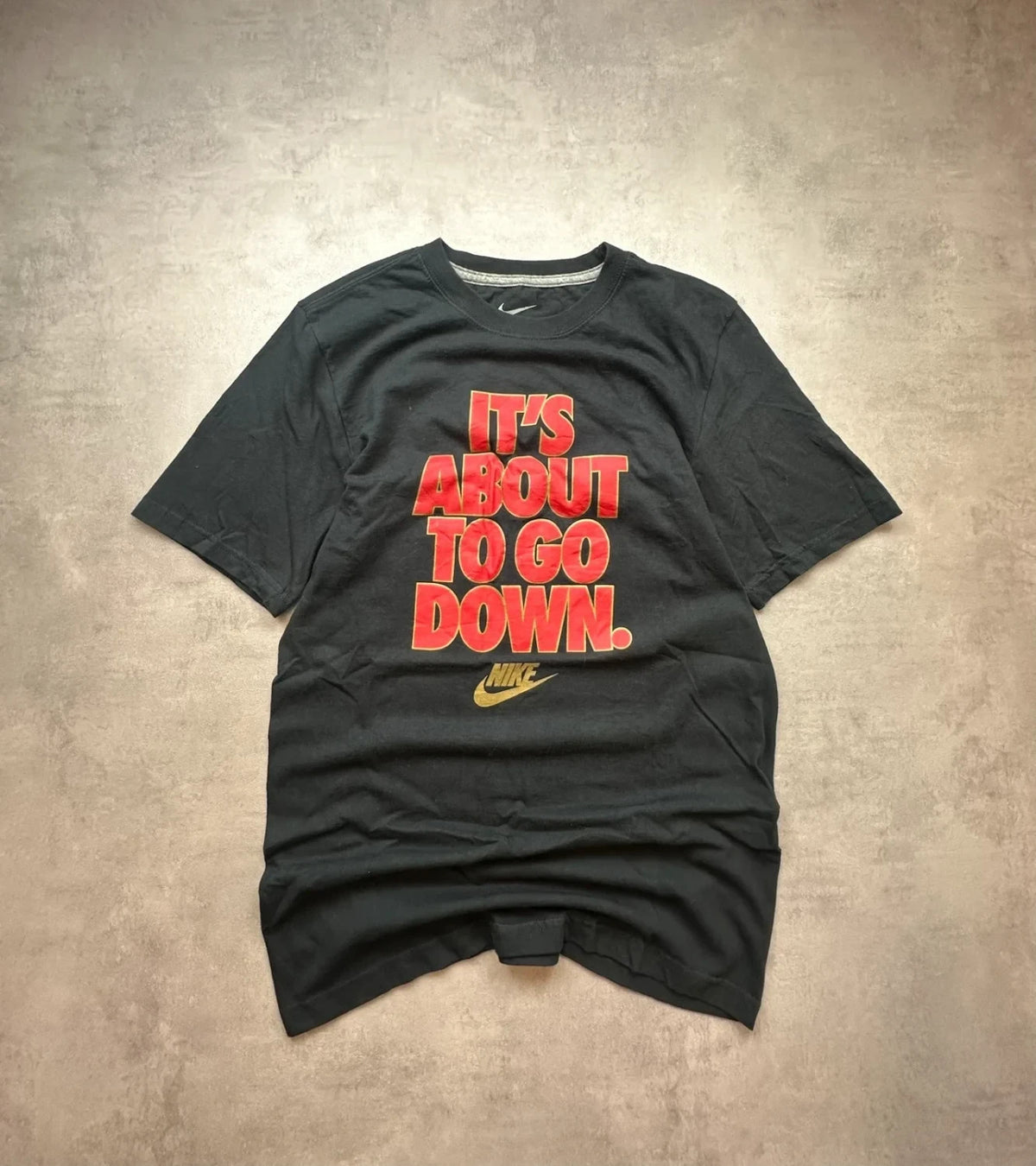 Tee-shirt Nike Vintage It's About To Go Down Noir | WellStore Vintage
