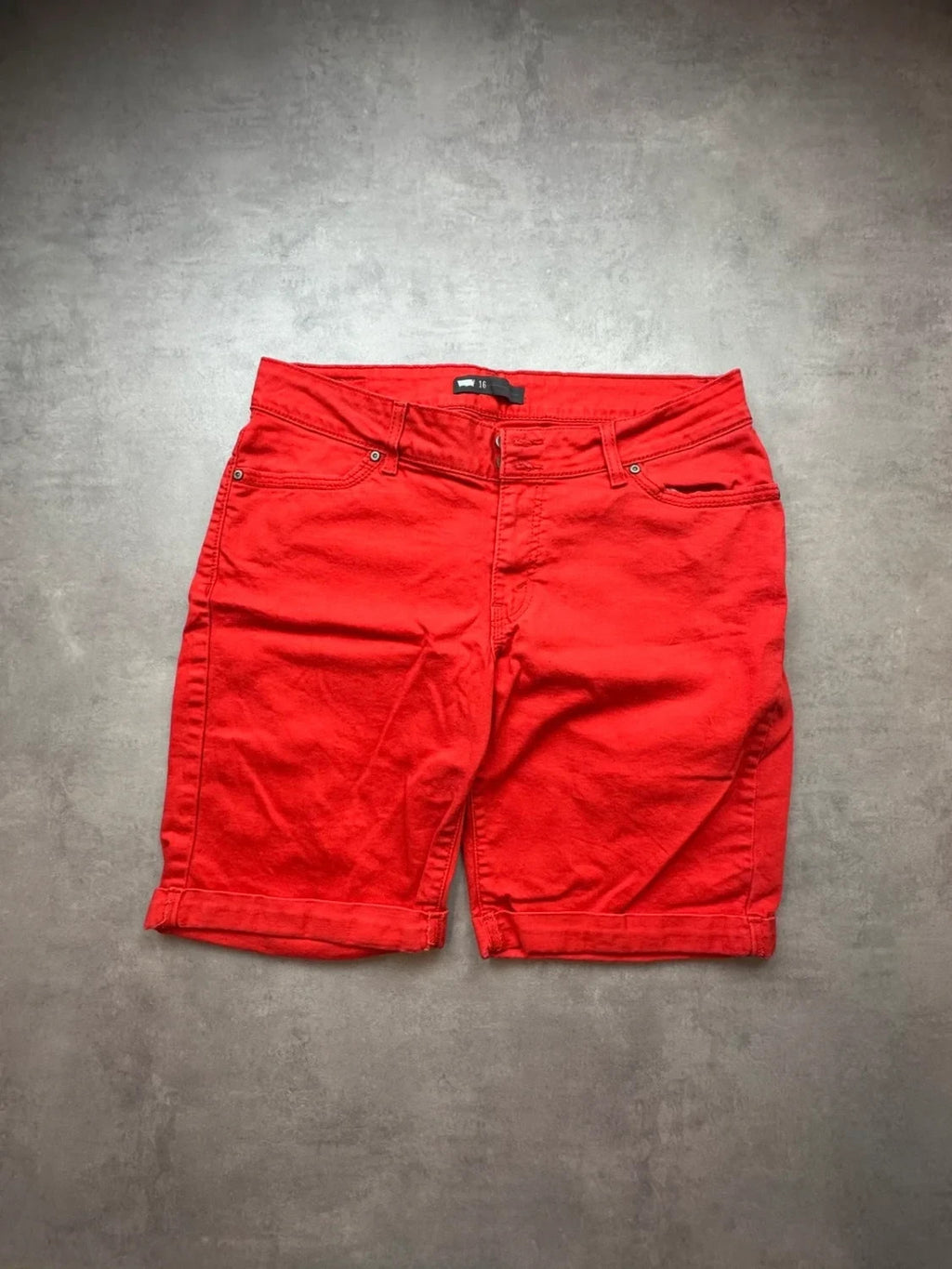 Short Levi's Vintage Rouge en Denim
