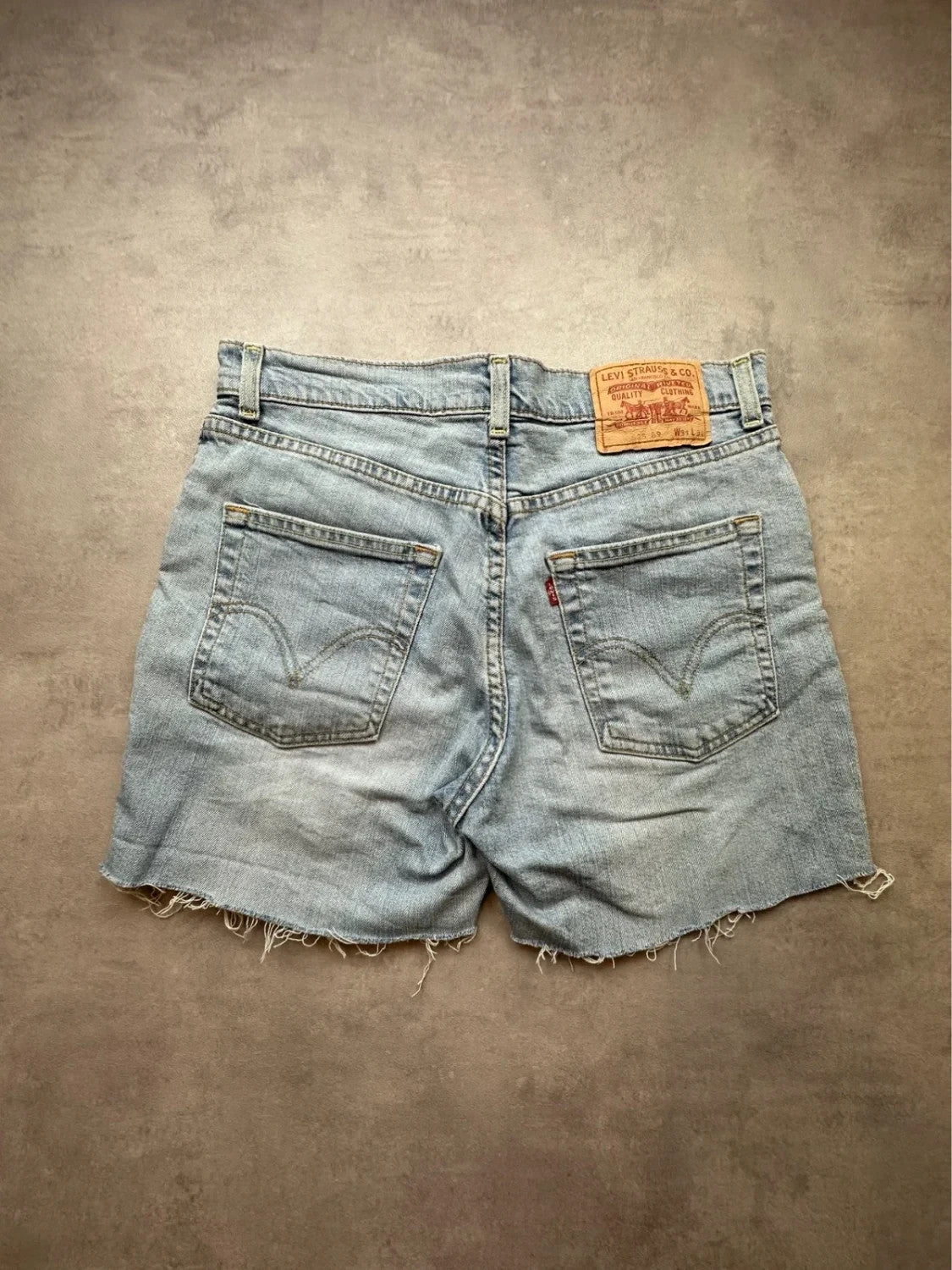 Short en Jean Levi's Vintage Destroy
