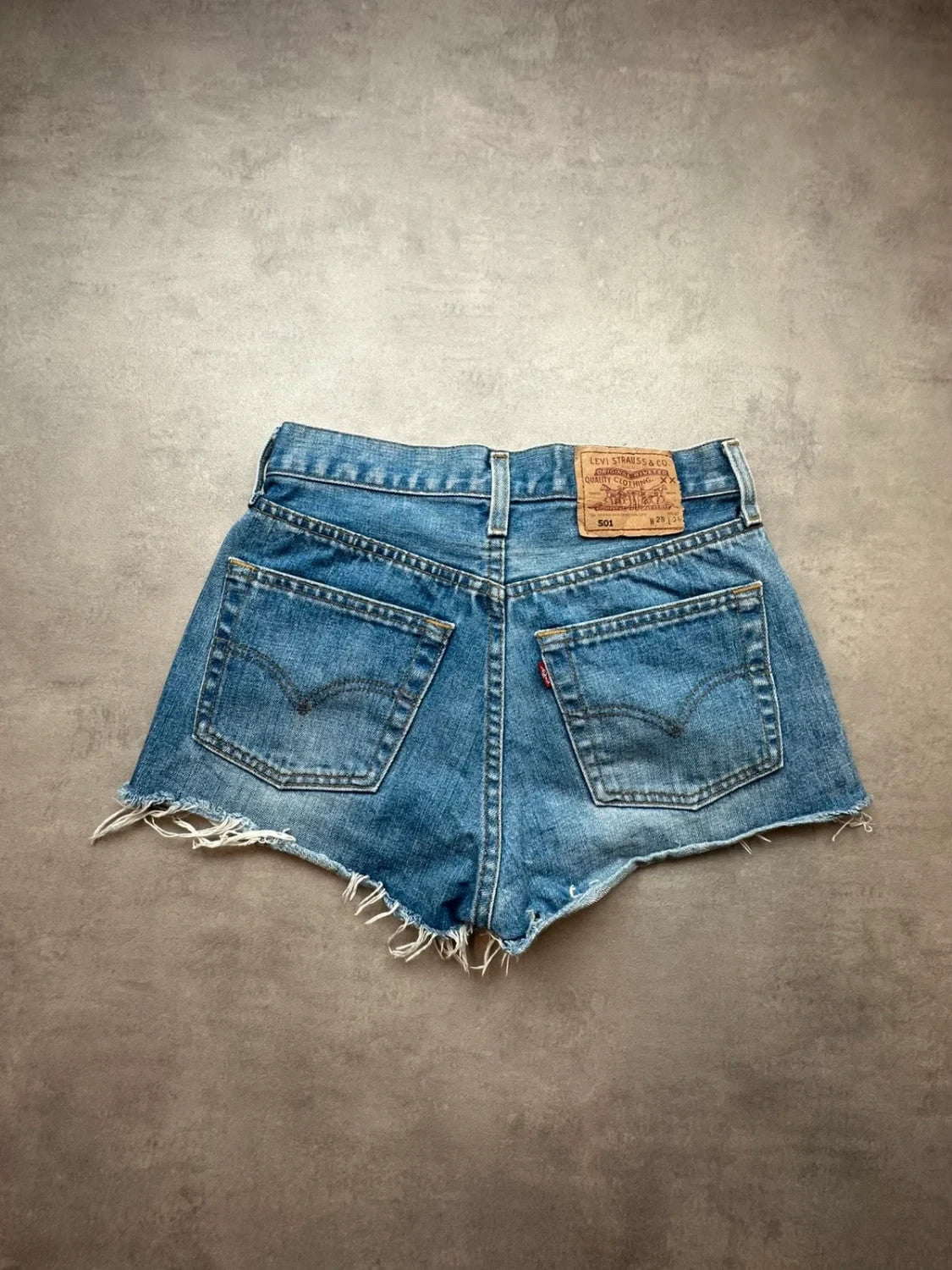 Short en Jean Levi's Vintage Destroy Regular Fit