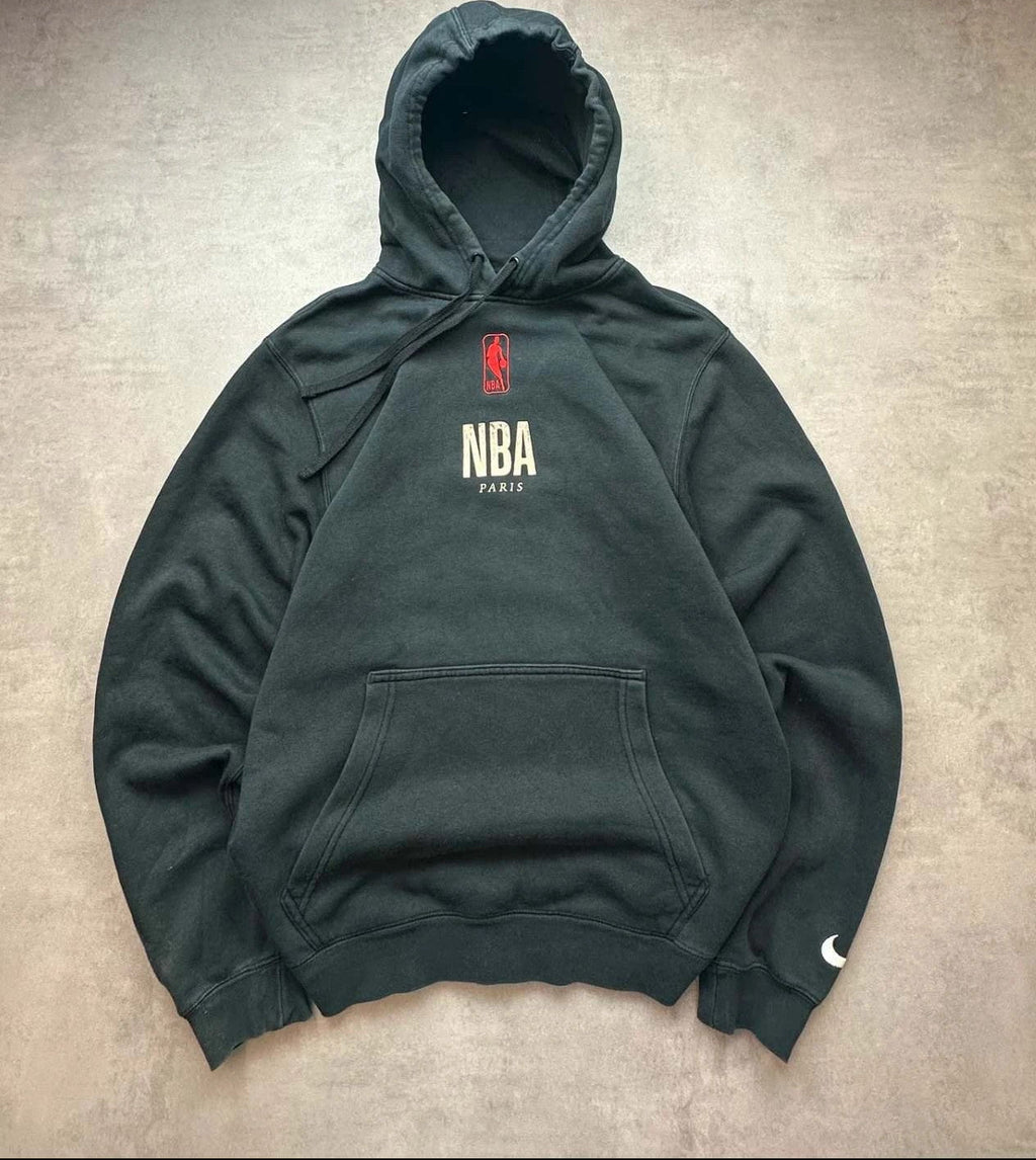 Sweat Nike NBA Paris Vintage Y2K « Association Nationale de Basketball » – Noir