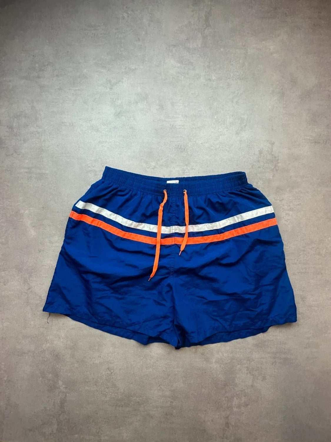 Short de Bain Bleu à Rayures Orange et Blanches