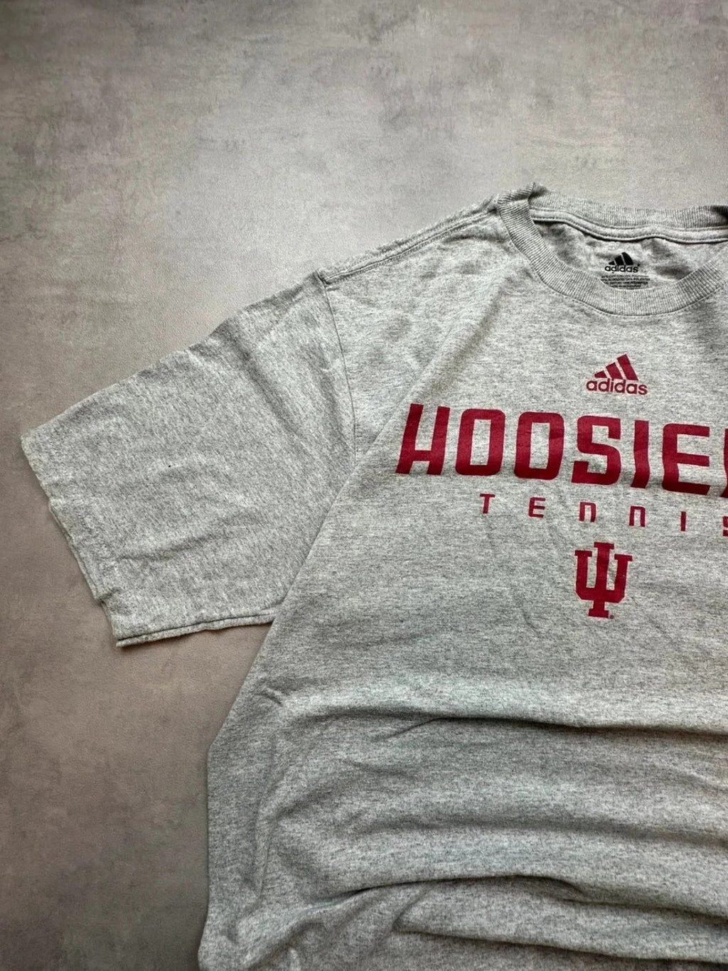 Tee-Shirt Adidas Vintage Hoosiers Tennis Gris – Sportswear US