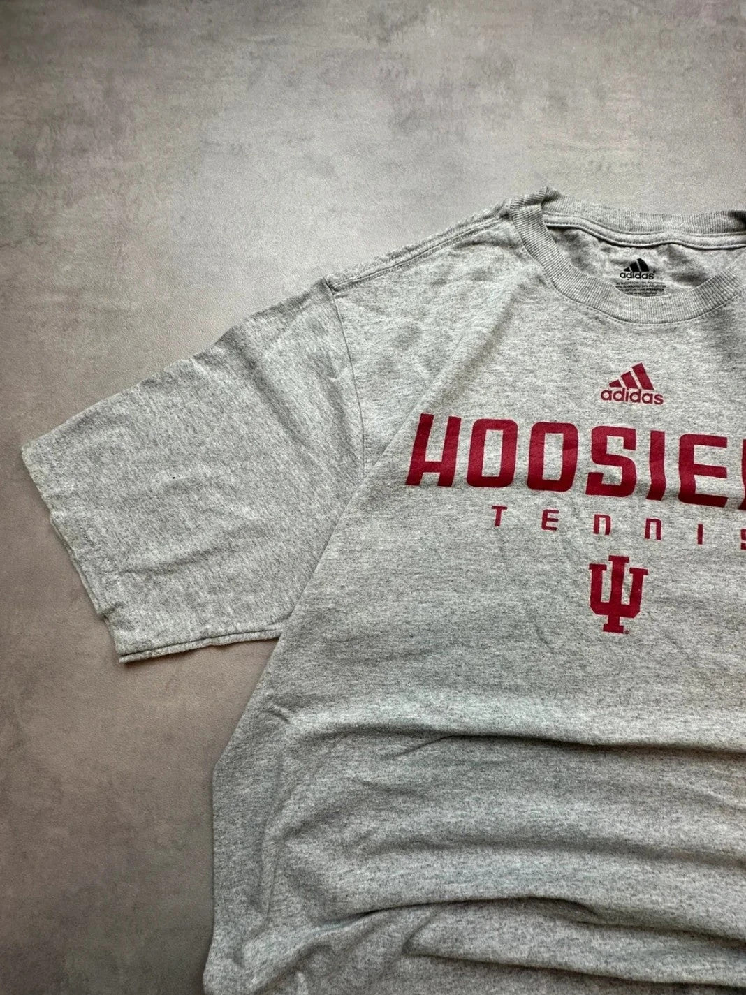Tee-Shirt Adidas Vintage Hoosiers Tennis Gris – Sportswear US