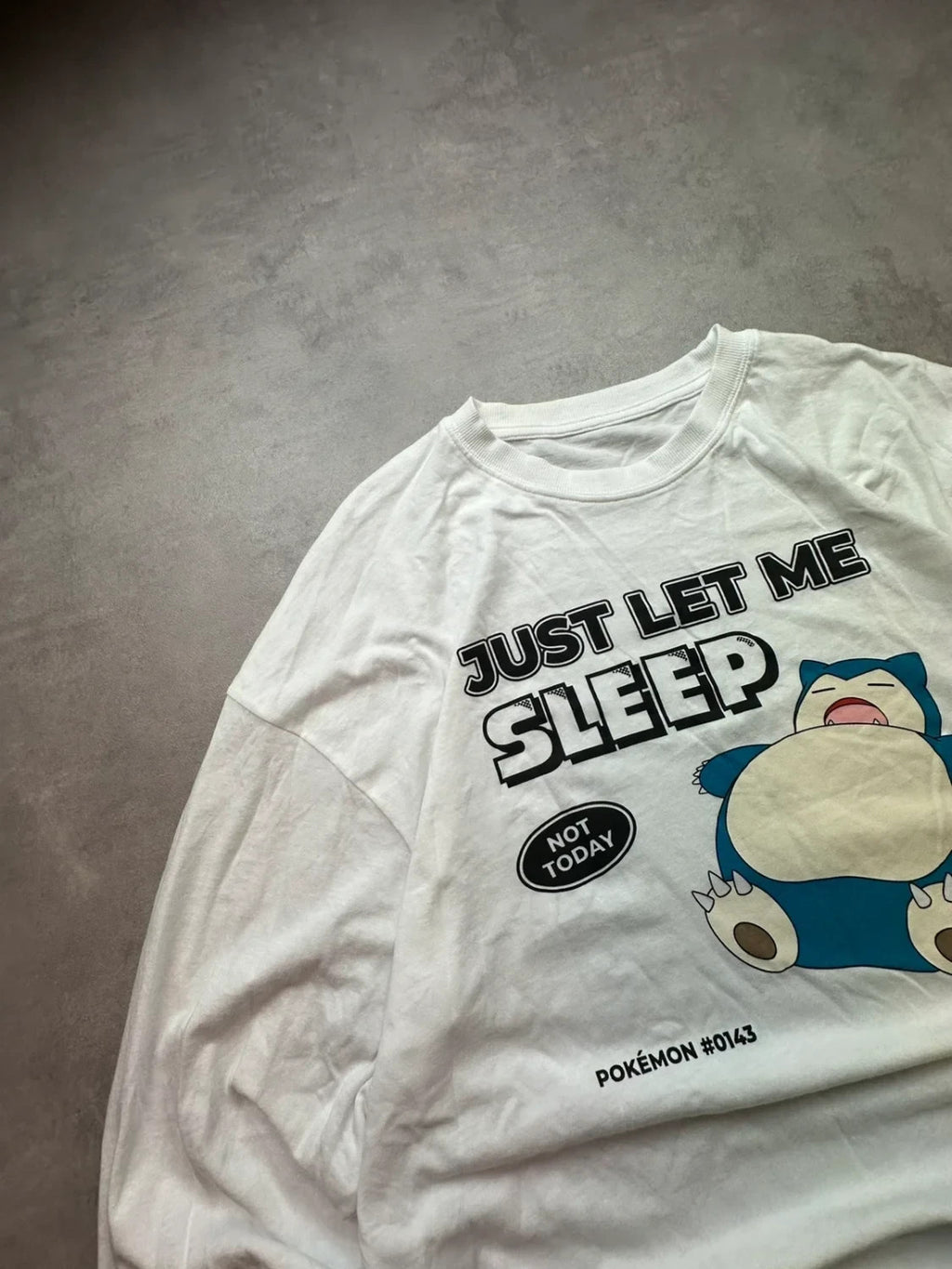 T-Shirt Pokémon Snorlax #0143 « Just Let Me Sleep » – Blanc