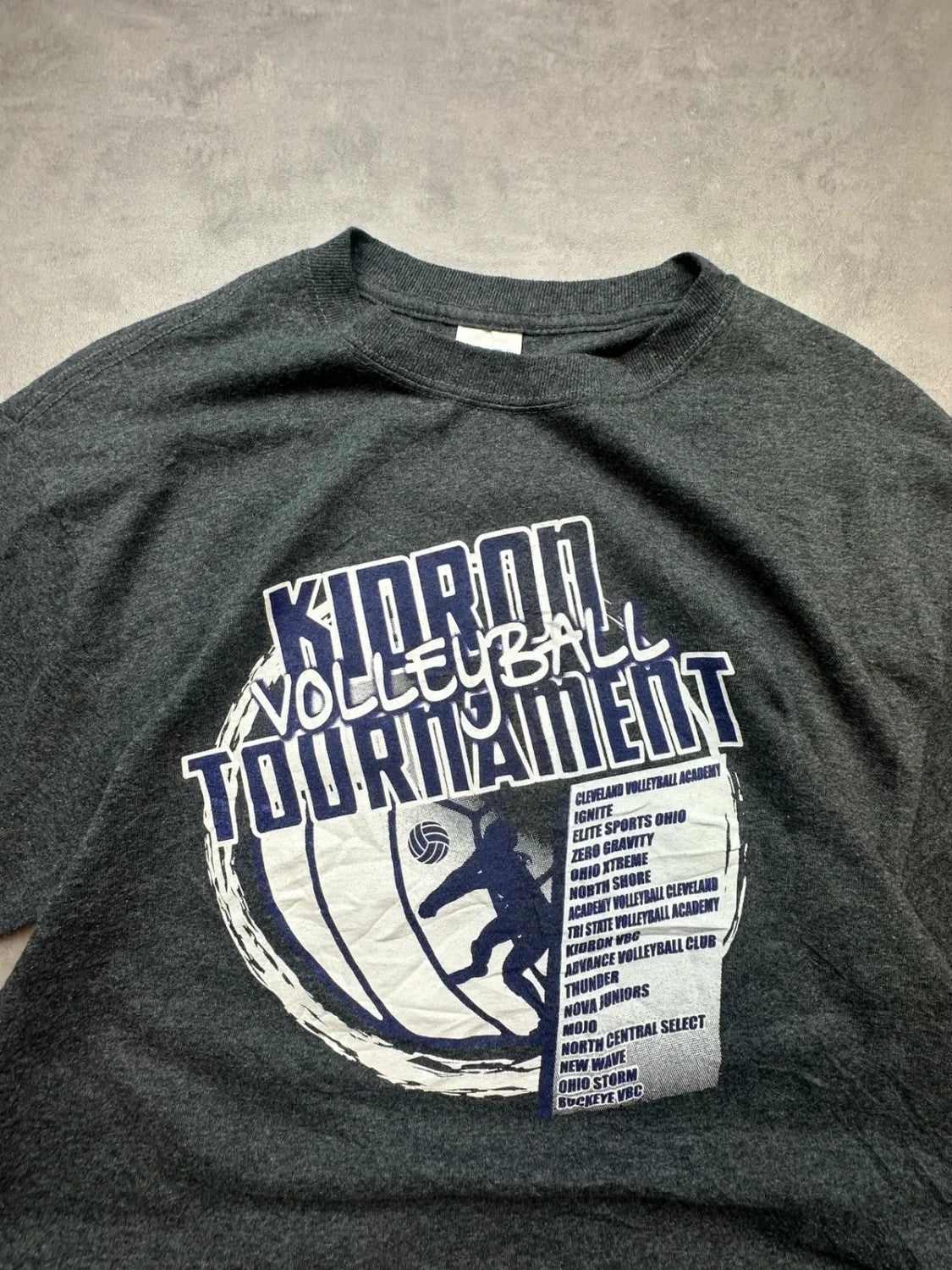 Tee-shirt Vintage Kioron Tournament Volleyball Gris | WellStore Vintage