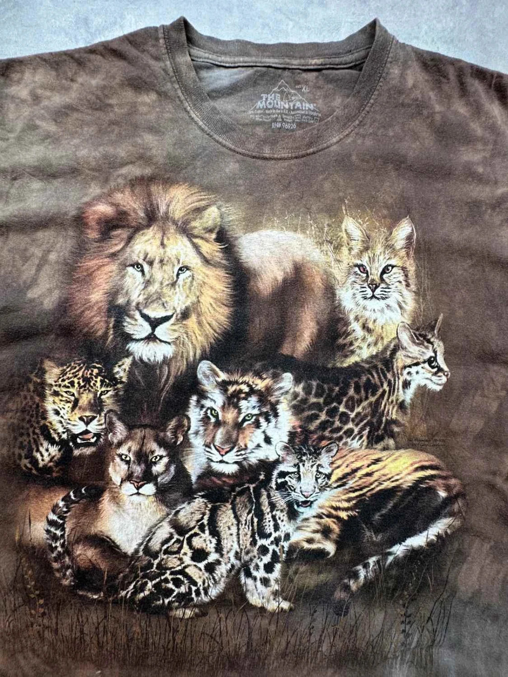 The Mountain Vintage Made in USA Big Cats All Over Print Cut-Off Tee Y2K Rare