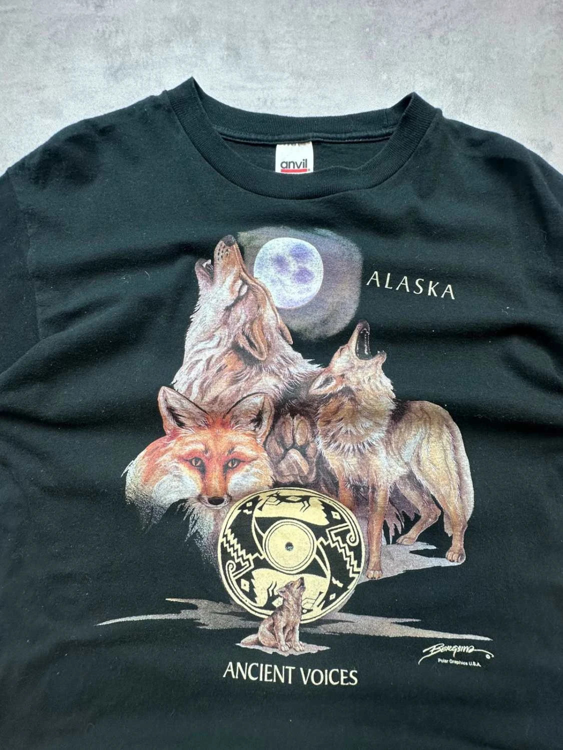 Tee Shirt Vintage Meute de Loups Noir – Alaska Ancient Voices Graphic Print Y2K 90s