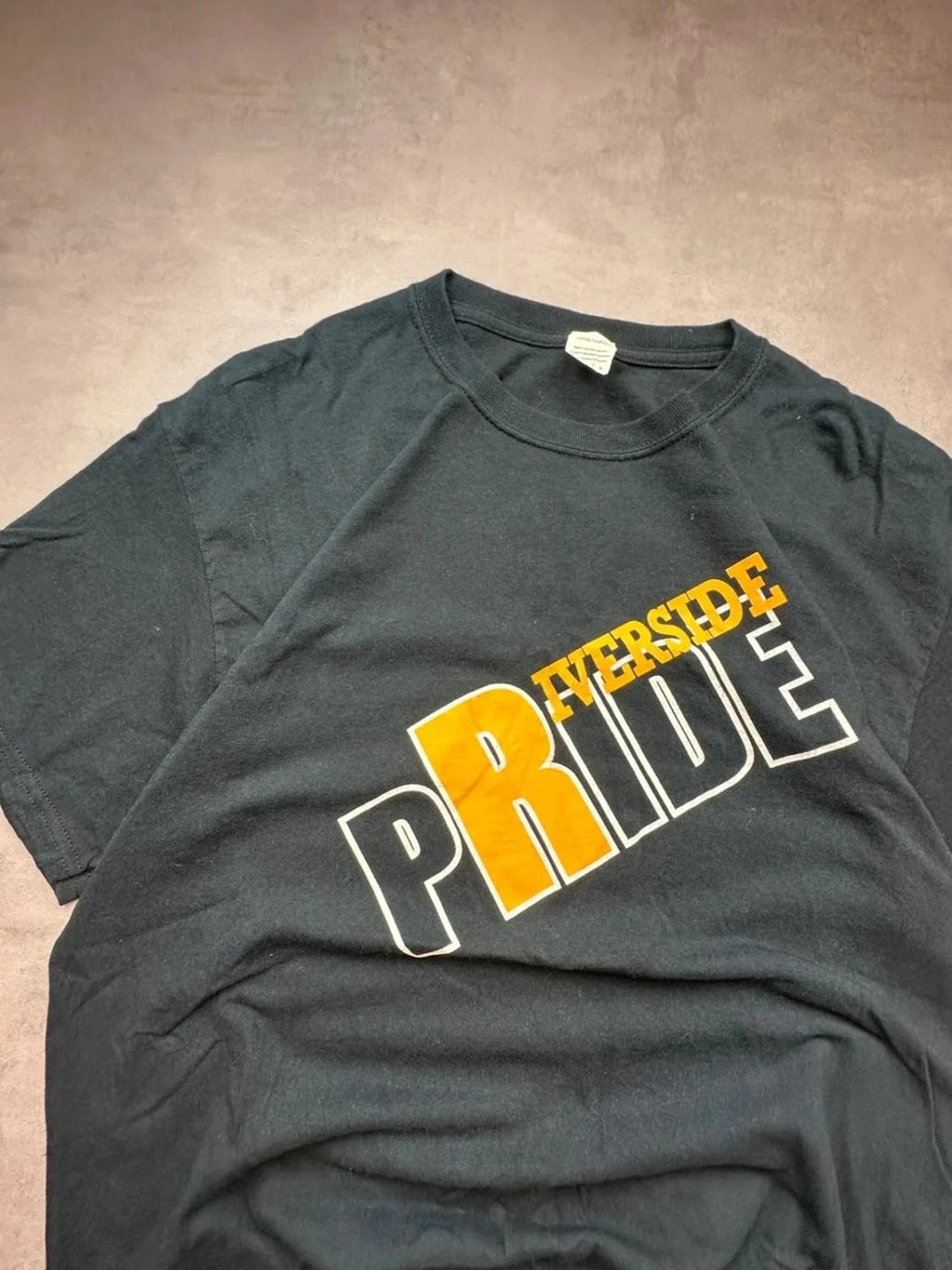 Tee Shirt Vintage Pride Riverside – Black