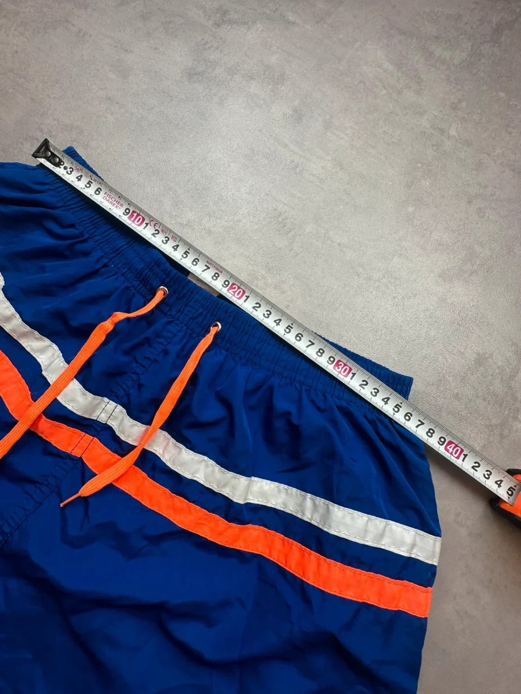 Short de Bain Bleu à Rayures Orange et Blanches
