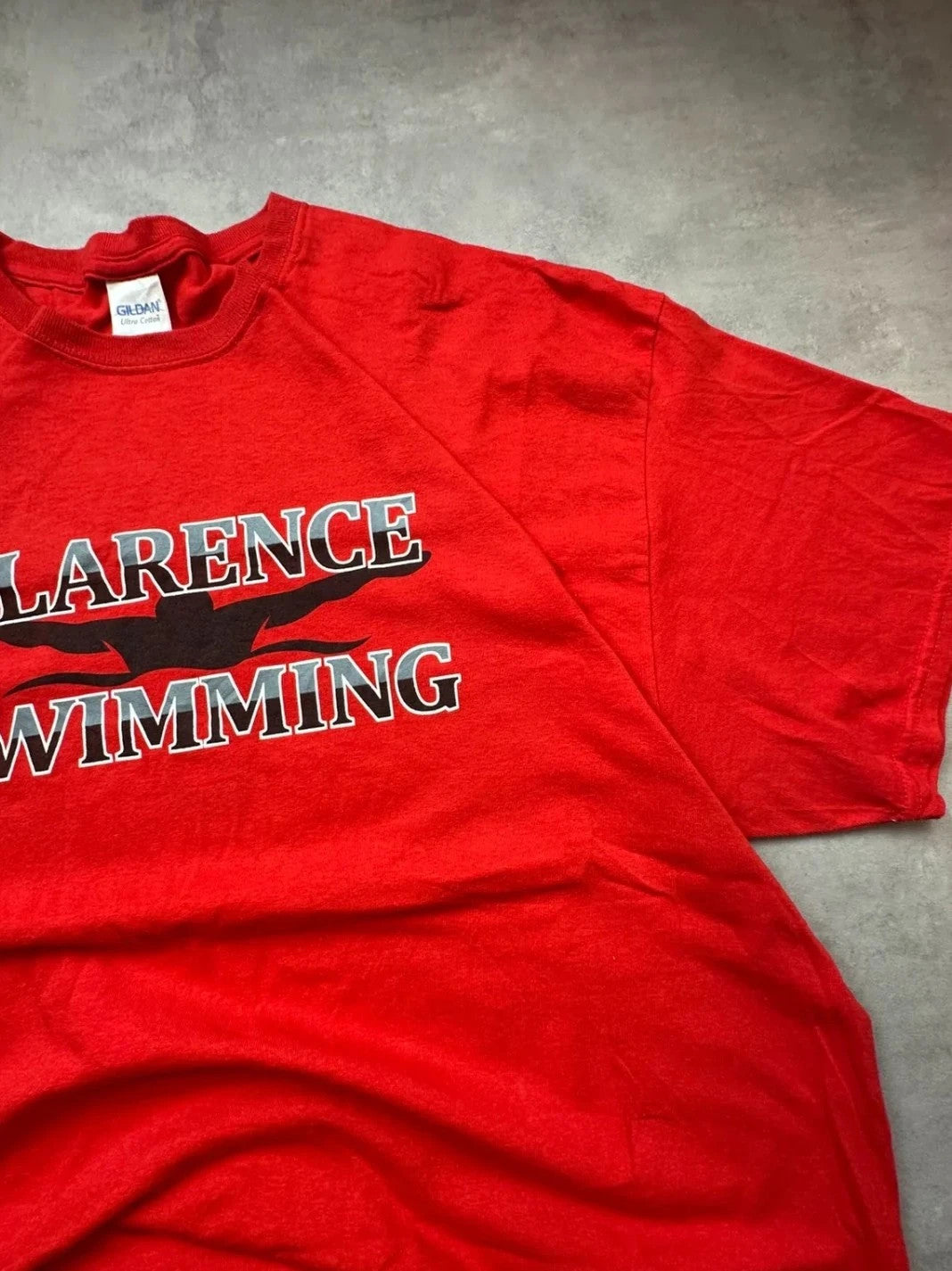 Tee-Shirt Vintage Clarence Swimming Rouge – Flocage Dos