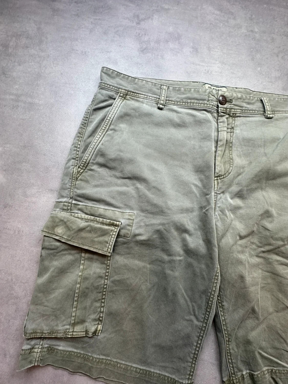 Short Cargo Tommy Hilfiger Vintage Kaki | WellStore Vintage