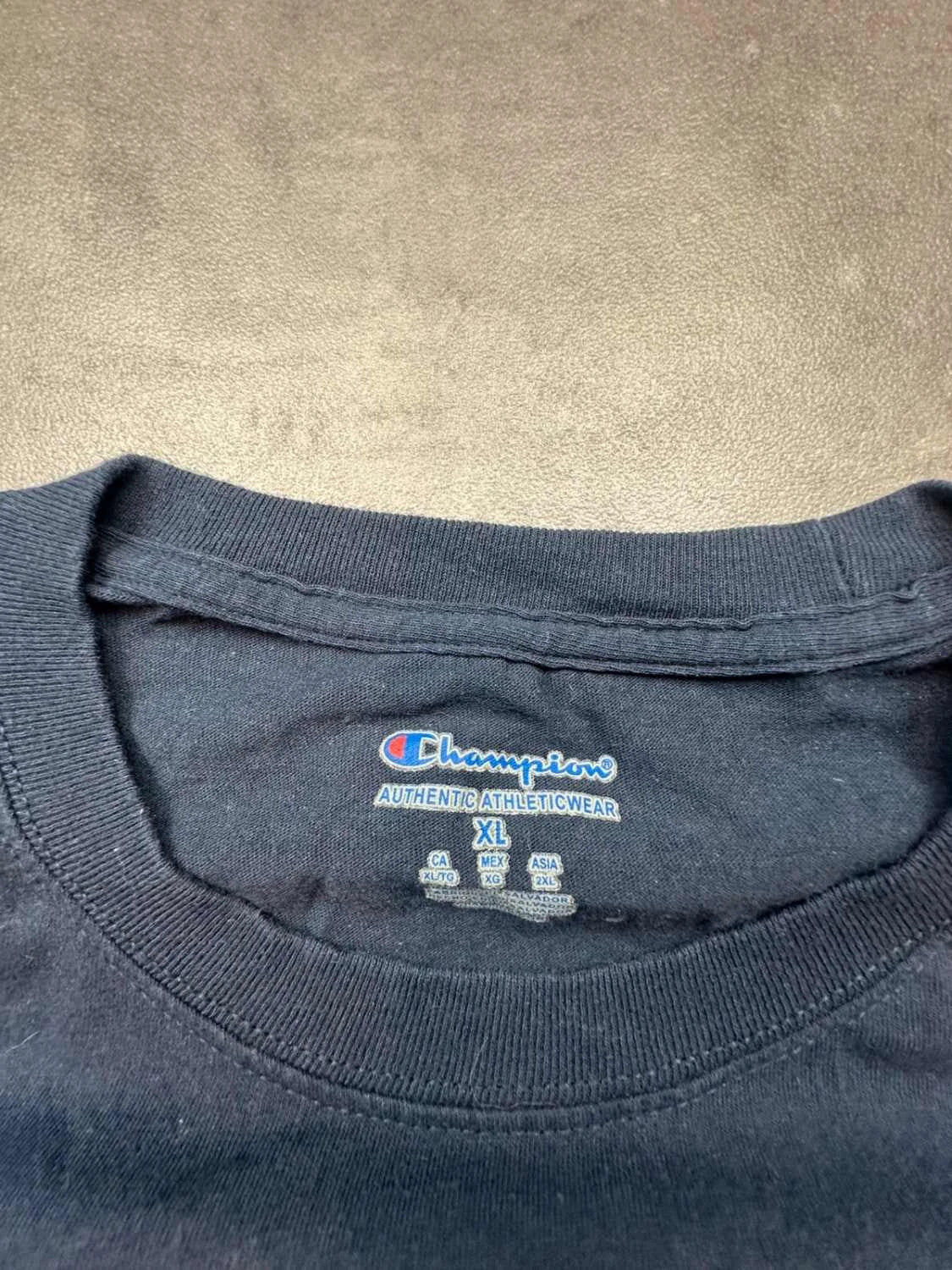 T-Shirt Champion Vintage North Carolina Tar Heels Bleu Foncé