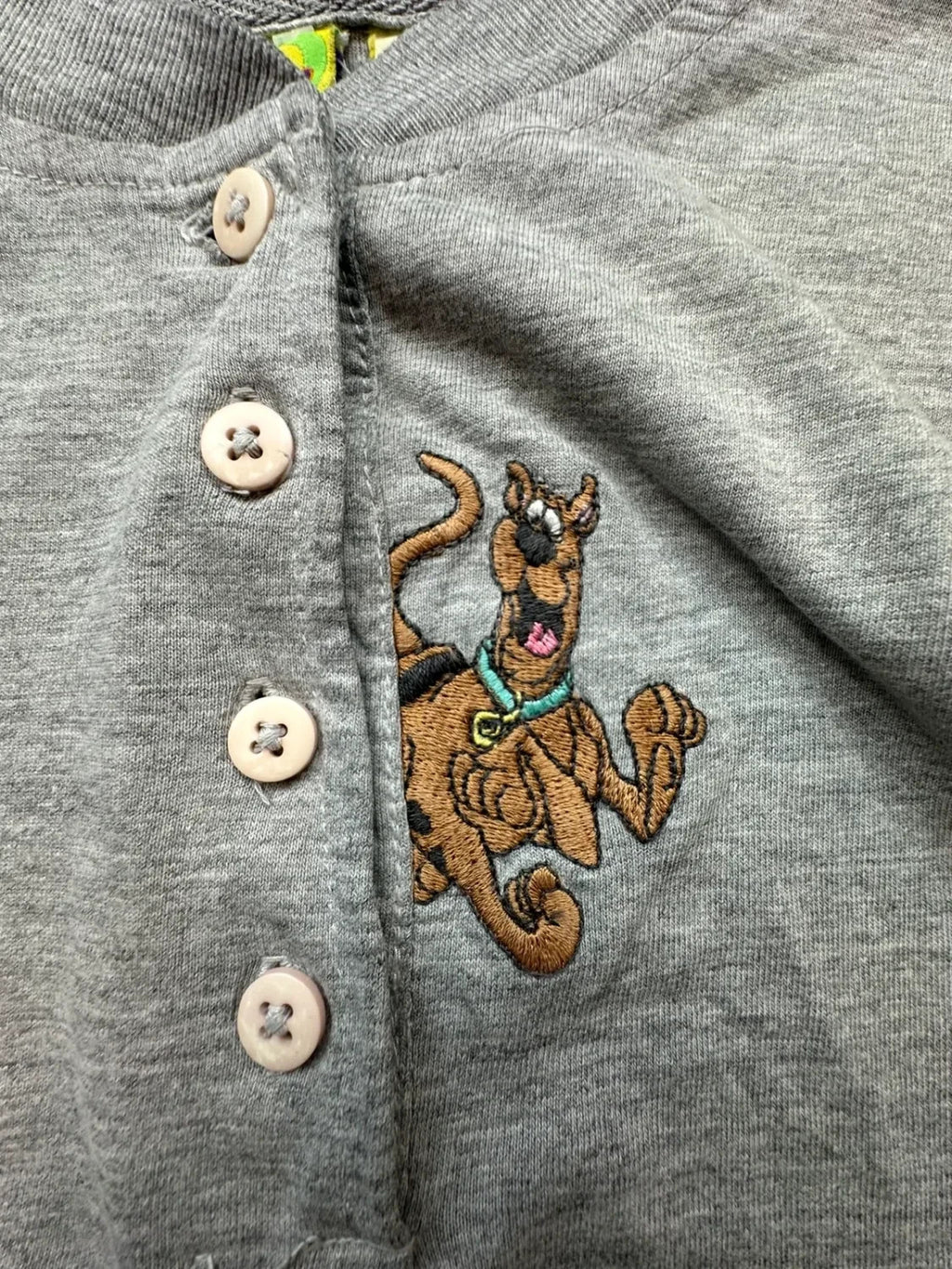 Henley Vintage 90s/00s Scooby-Doo Cartoon Network Brodé – Gris
