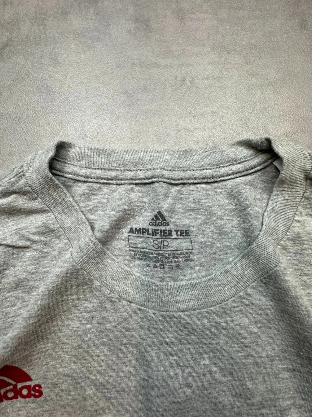 Tee-Shirt Adidas Vintage Louisville Hoops Gris – College Basketball
