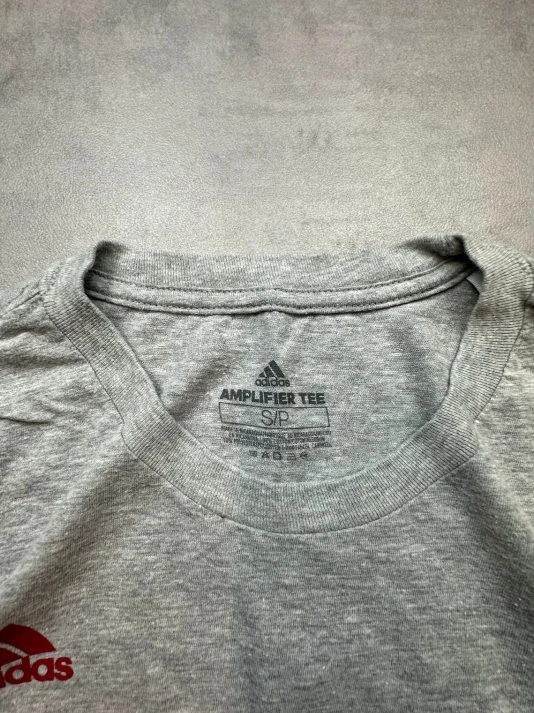 Tee-Shirt Adidas Vintage Louisville Hoops Gris – College Basketball