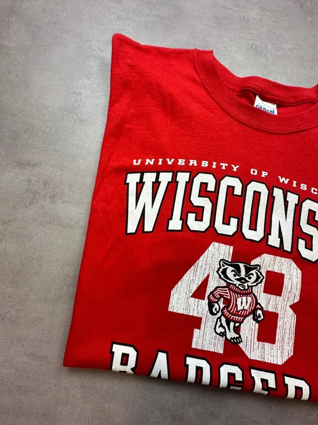 Tee Shirt Vintage Wisconsin Badgers #48 Rouge – Université USA