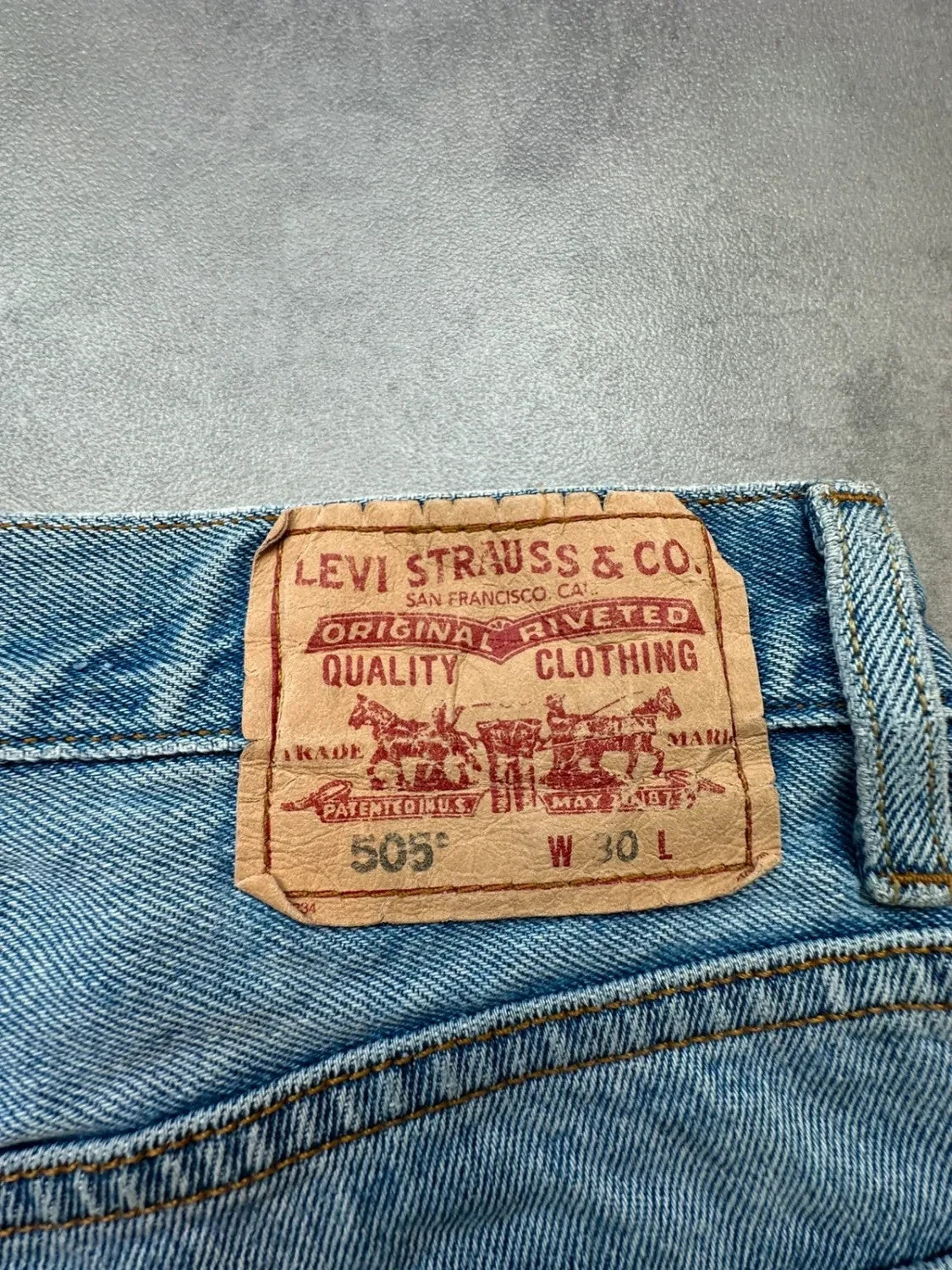 Short en Jean Levi's Vintage Destroy Regular Fit