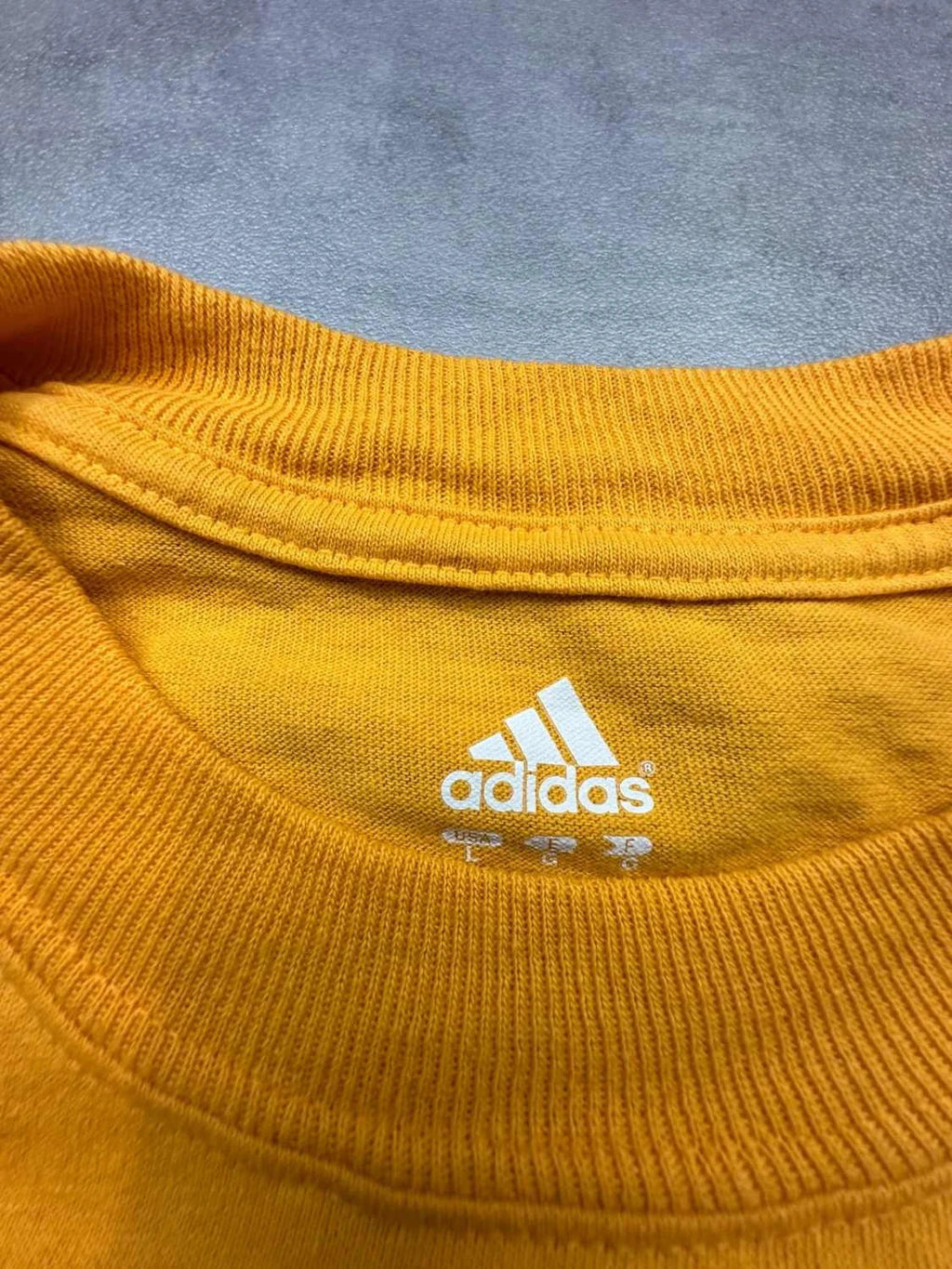 T-Shirt Adidas Vintage Los Angeles Lakers Jaune