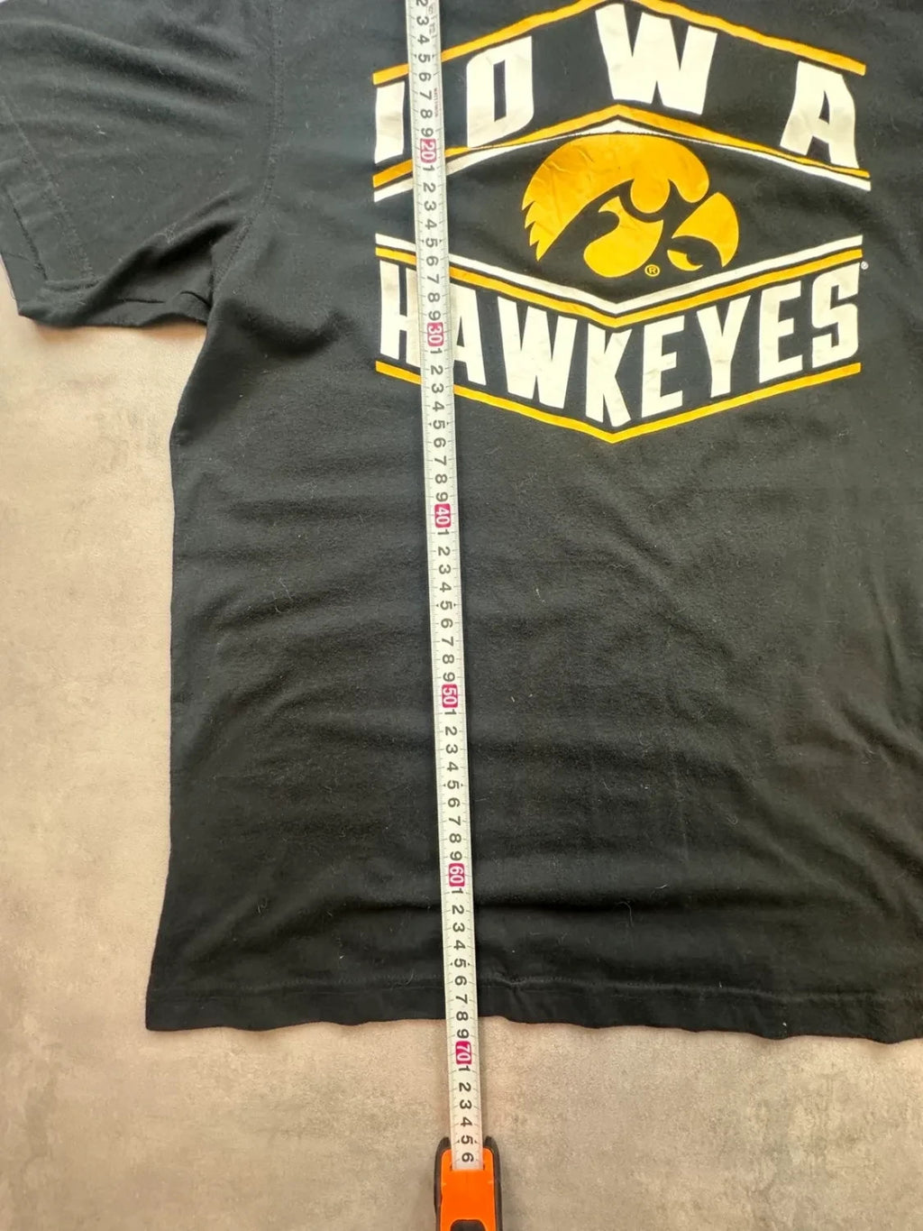 Tee-shirt College Vintage Iowa Hawkeyes Noir