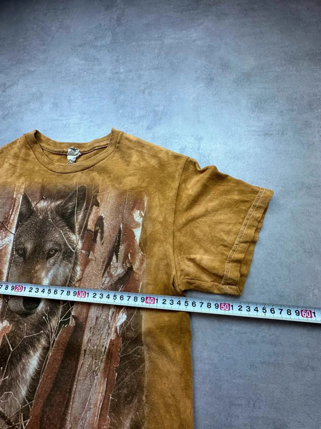 Tee Shirt Vintage Wolf Forest Graphic Moutarde – Animal Print 90s Y2K