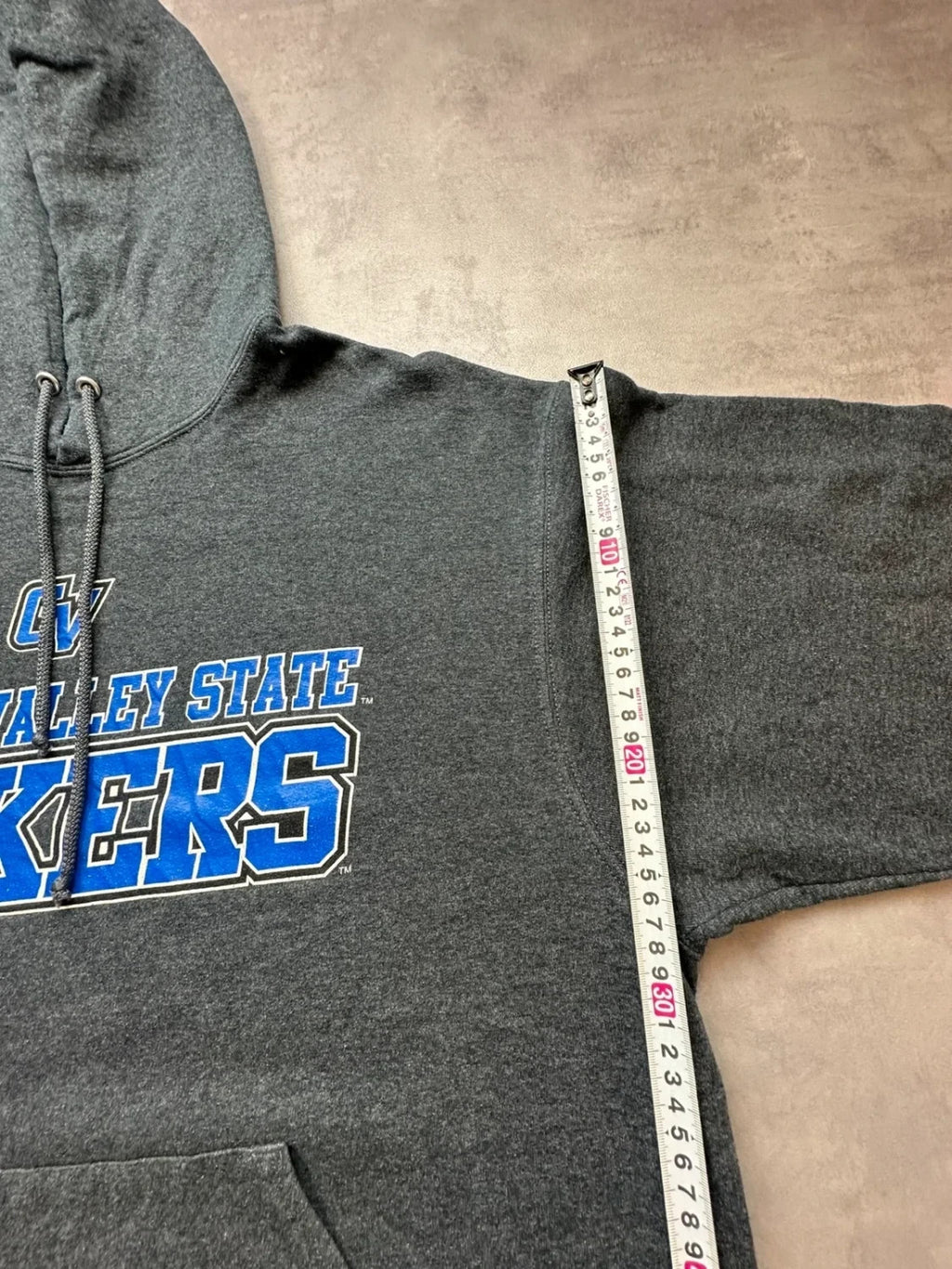 Hoodie Vintage Grand Valley State Lakers GVSU Gris Foncé – Collegiate NCAA Y2K