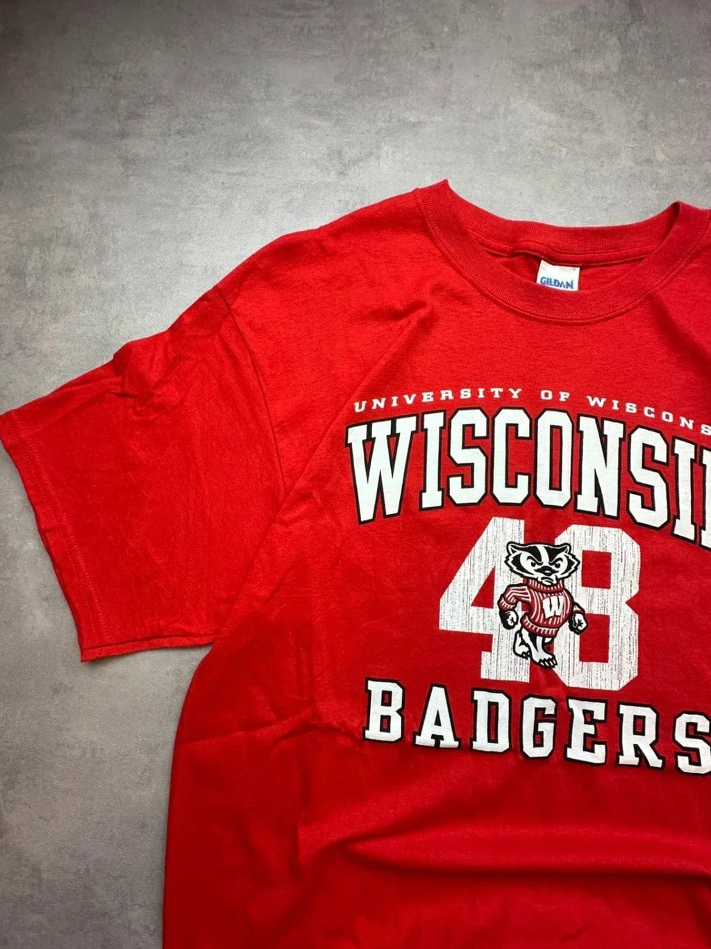 Tee Shirt Vintage Wisconsin Badgers #48 Rouge – Université USA