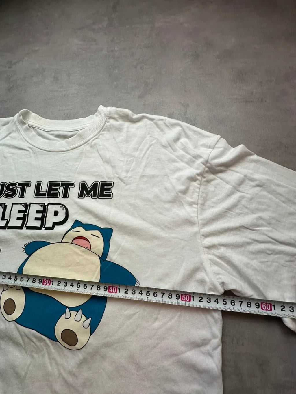 T-Shirt Pokémon Snorlax #0143 « Just Let Me Sleep » – Blanc
