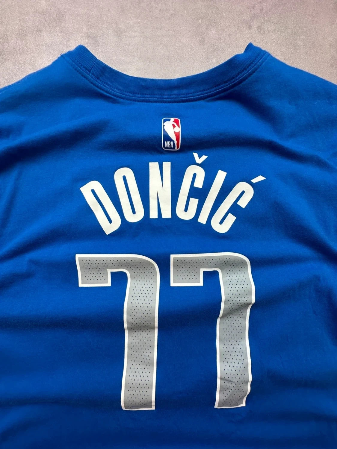 Tee-Shirt Nike Vintage Dallas Mavericks Luka Dončić #77 Bleu