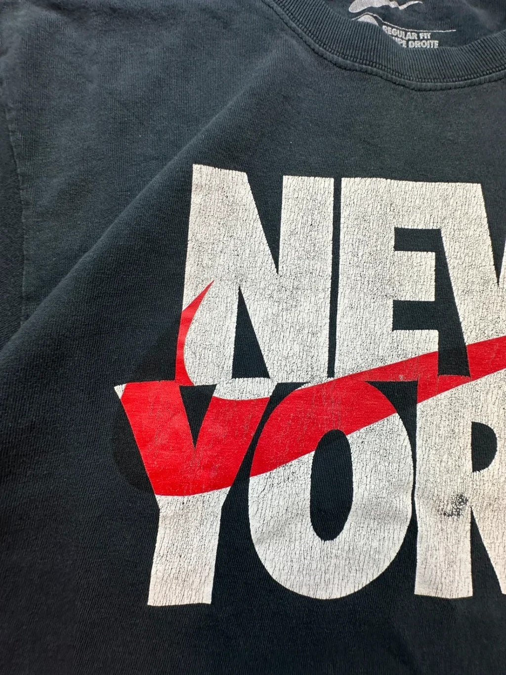 T-Shirt Nike Vintage New York Swoosh Rouge – Noir