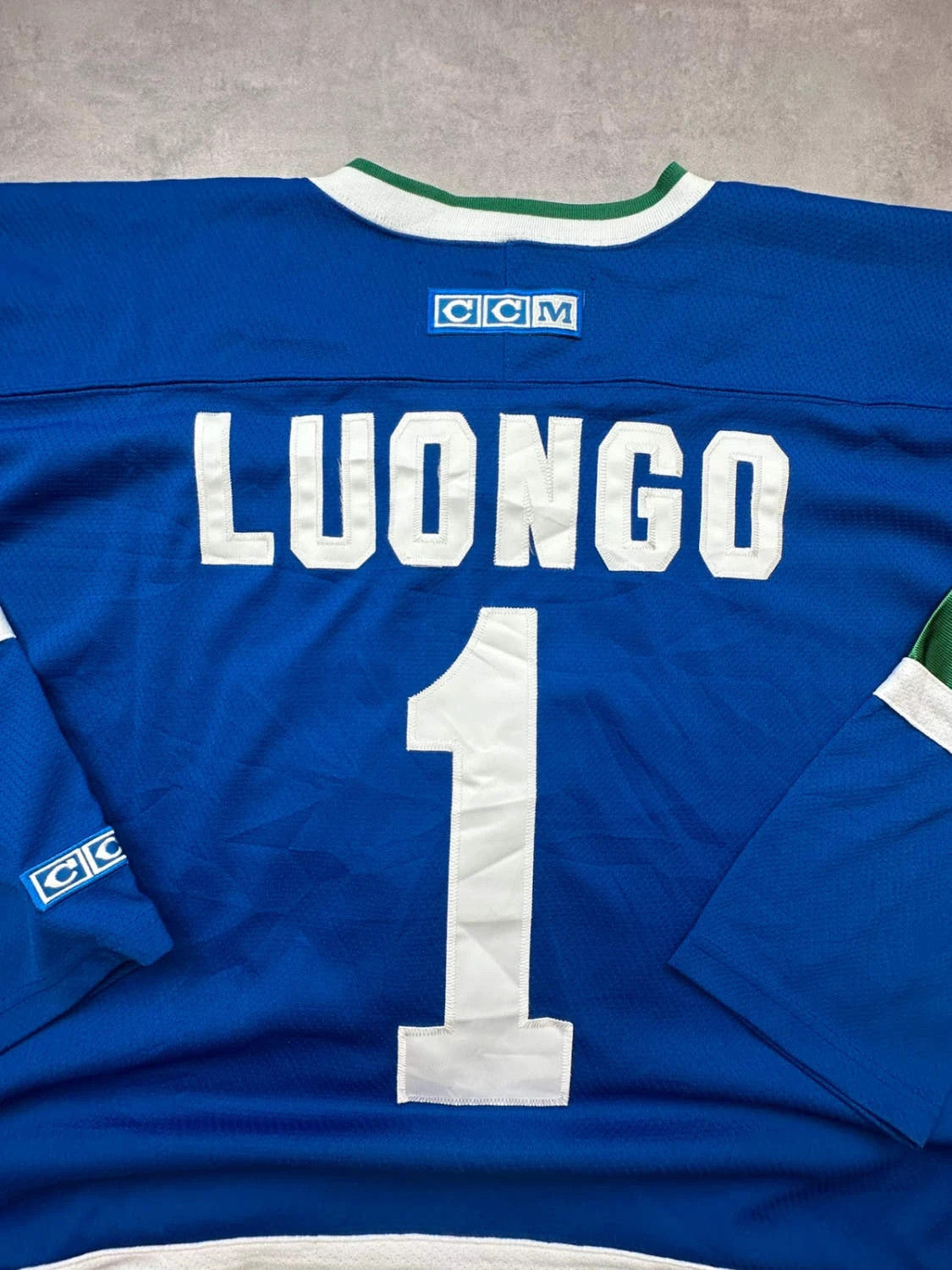 Maillot CCM Vancouver Canucks Roberto Luongo #1 NHL Vintage Bleu