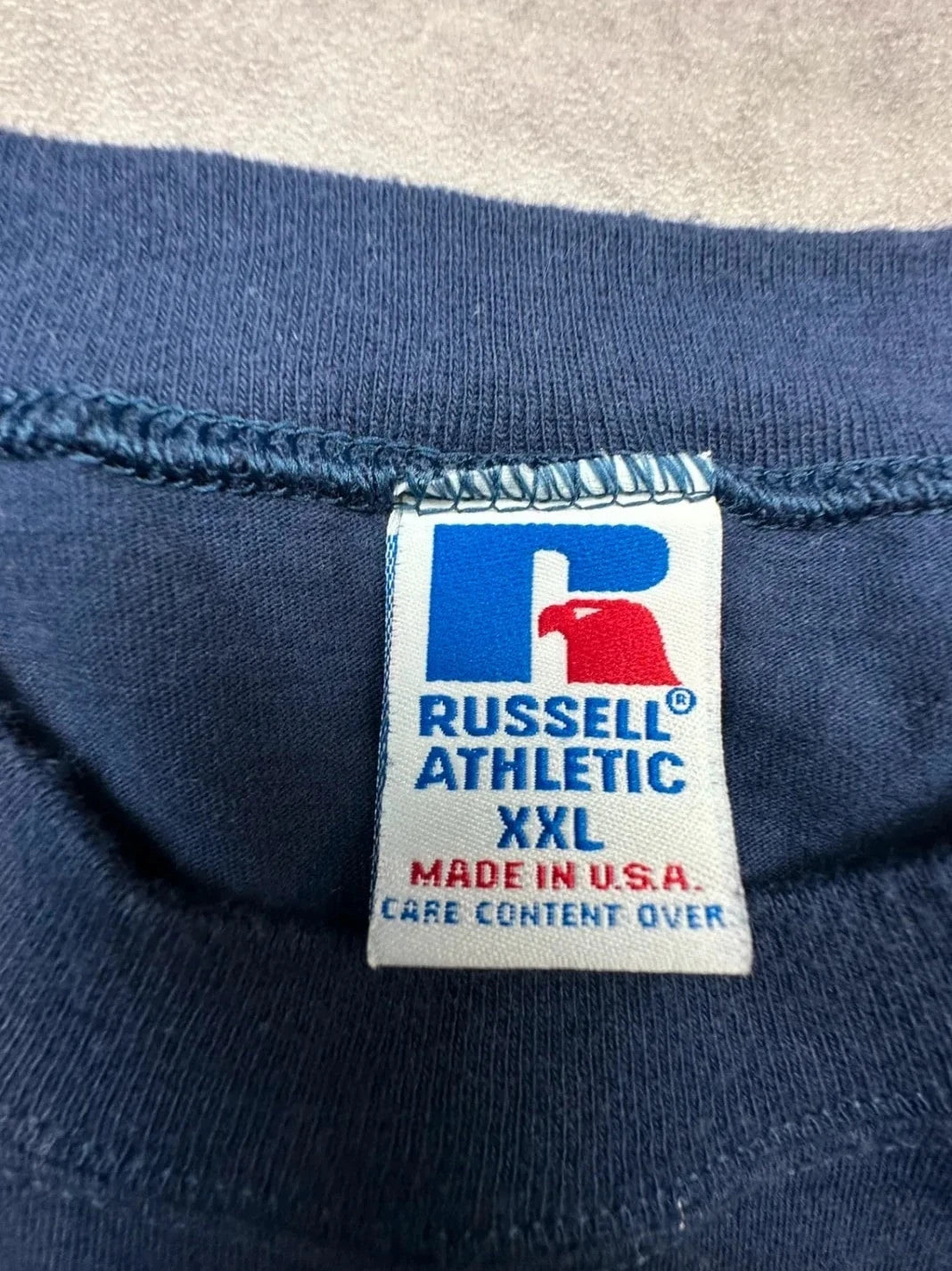 Tee Shirt Vintage Russell Athletic UCLA Law Navy – College USA
