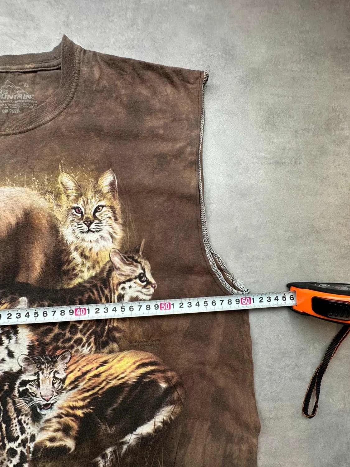The Mountain Vintage Made in USA Big Cats All Over Print Cut-Off Tee Y2K Rare