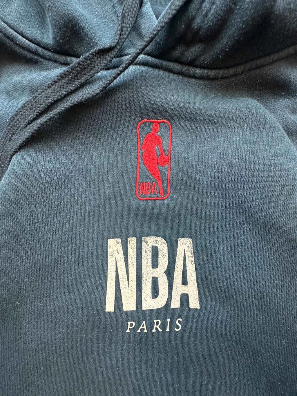 Sweat Nike NBA Paris Vintage Y2K « Association Nationale de Basketball » – Noir