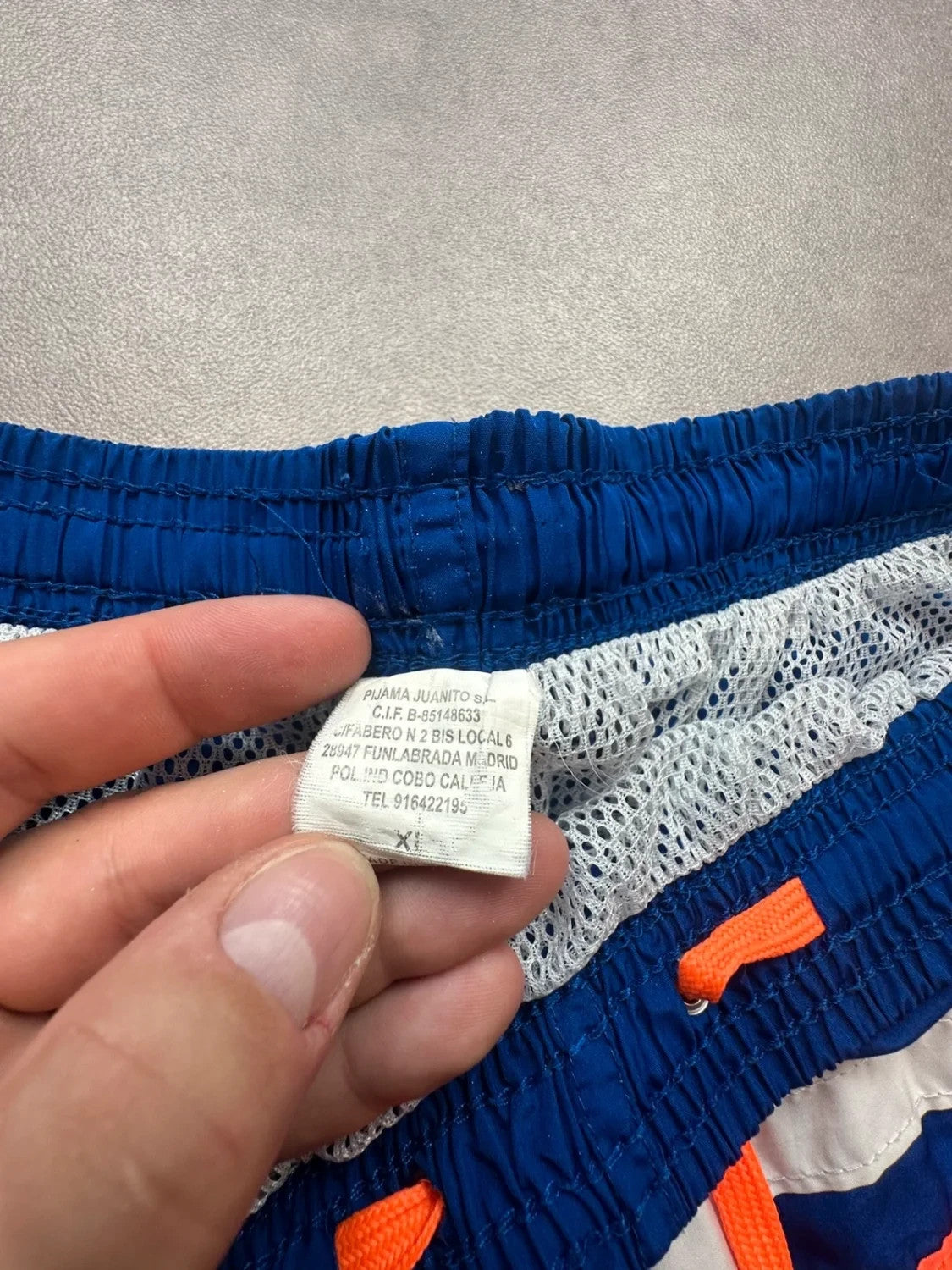 Short de Bain Bleu à Rayures Orange et Blanches
