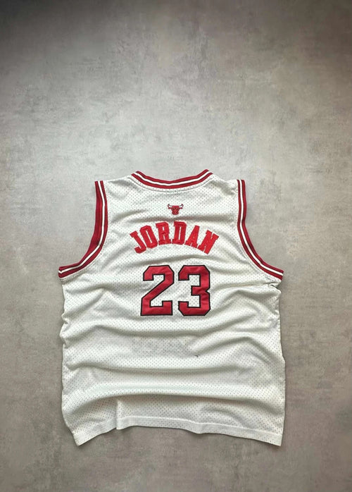 Maillot NBA Chicago Bulls Michael Jordan #23 – Vintage – Blanc & Rouge
