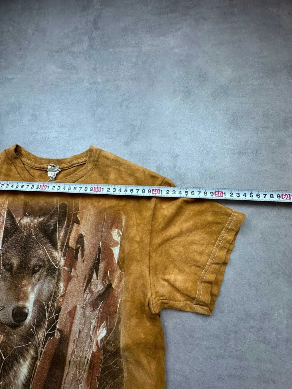 Tee Shirt Vintage Wolf Forest Graphic Moutarde – Animal Print 90s Y2K