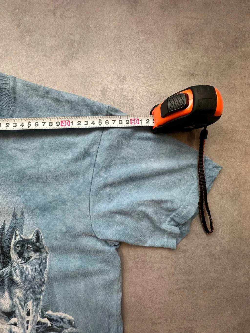 Tee Shirt Vintage Wolf Pack The Mountain Tie-Dye Bleu Gris – Graphic Animal Print Y2K
