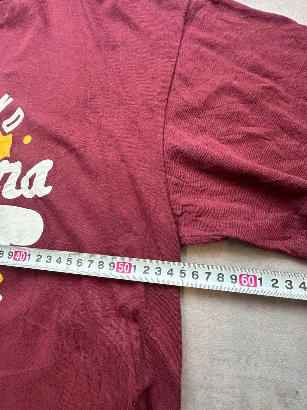 Tee-shirt Vintage Cleveland Cavaliers Basketball Wine Promo SGA | WellStore Vintage