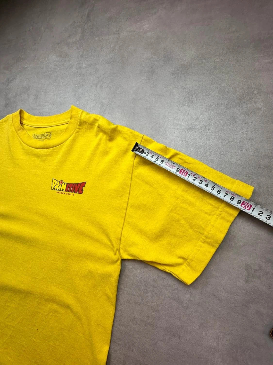 T-Shirt Dragon Ball Z Primitive Goku Graphic Jaune – Y2K