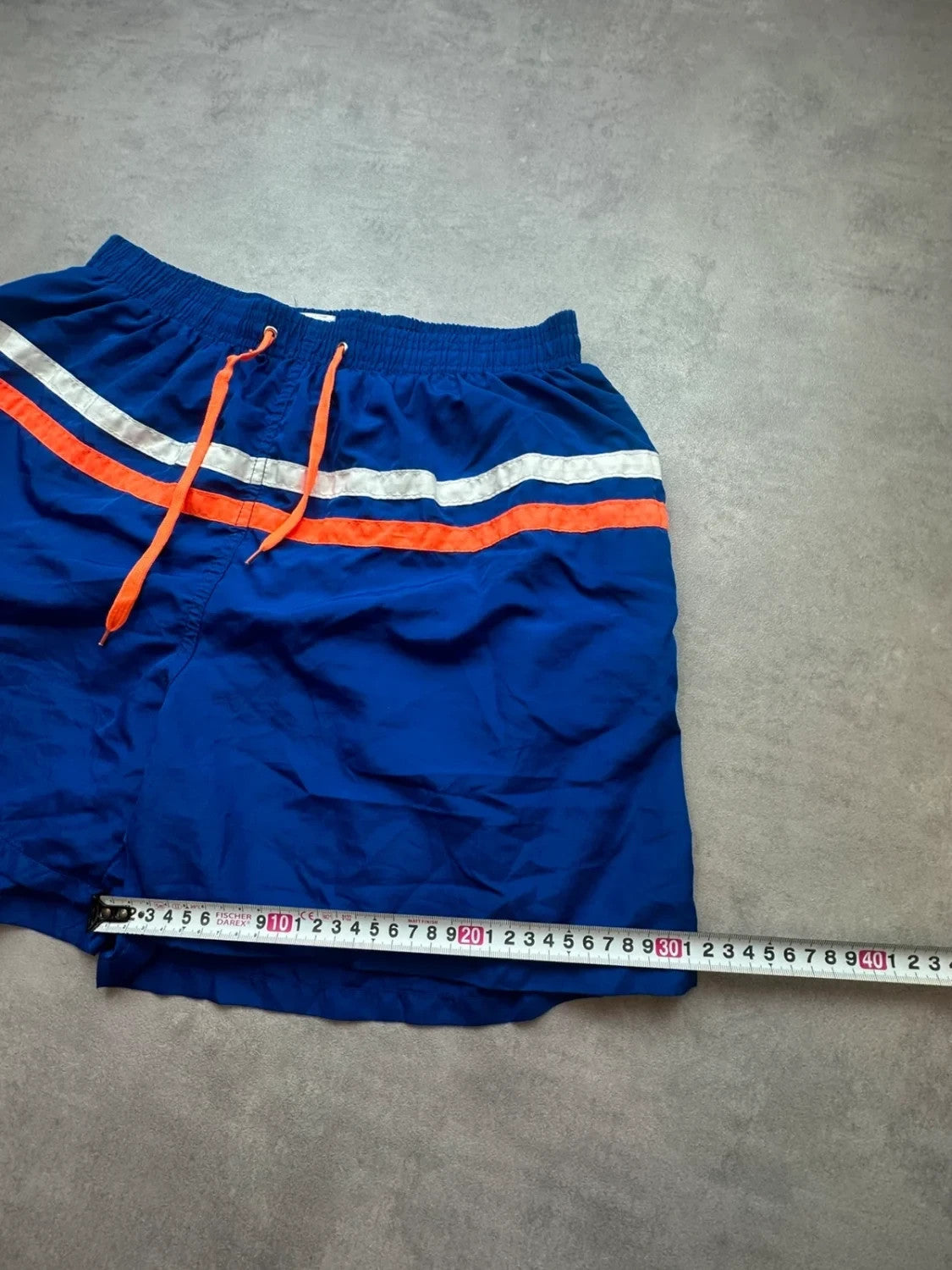 Short de Bain Bleu à Rayures Orange et Blanches