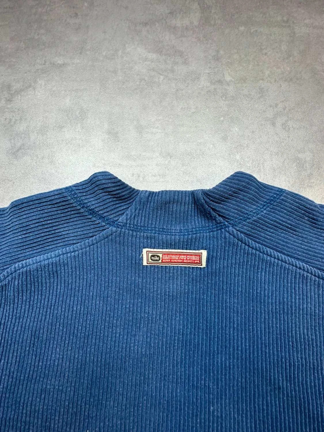 Nike Vintage Y2K Ribbed Crewneck Sweatshirt Bleu – Mini Logo Brodé – 2000s