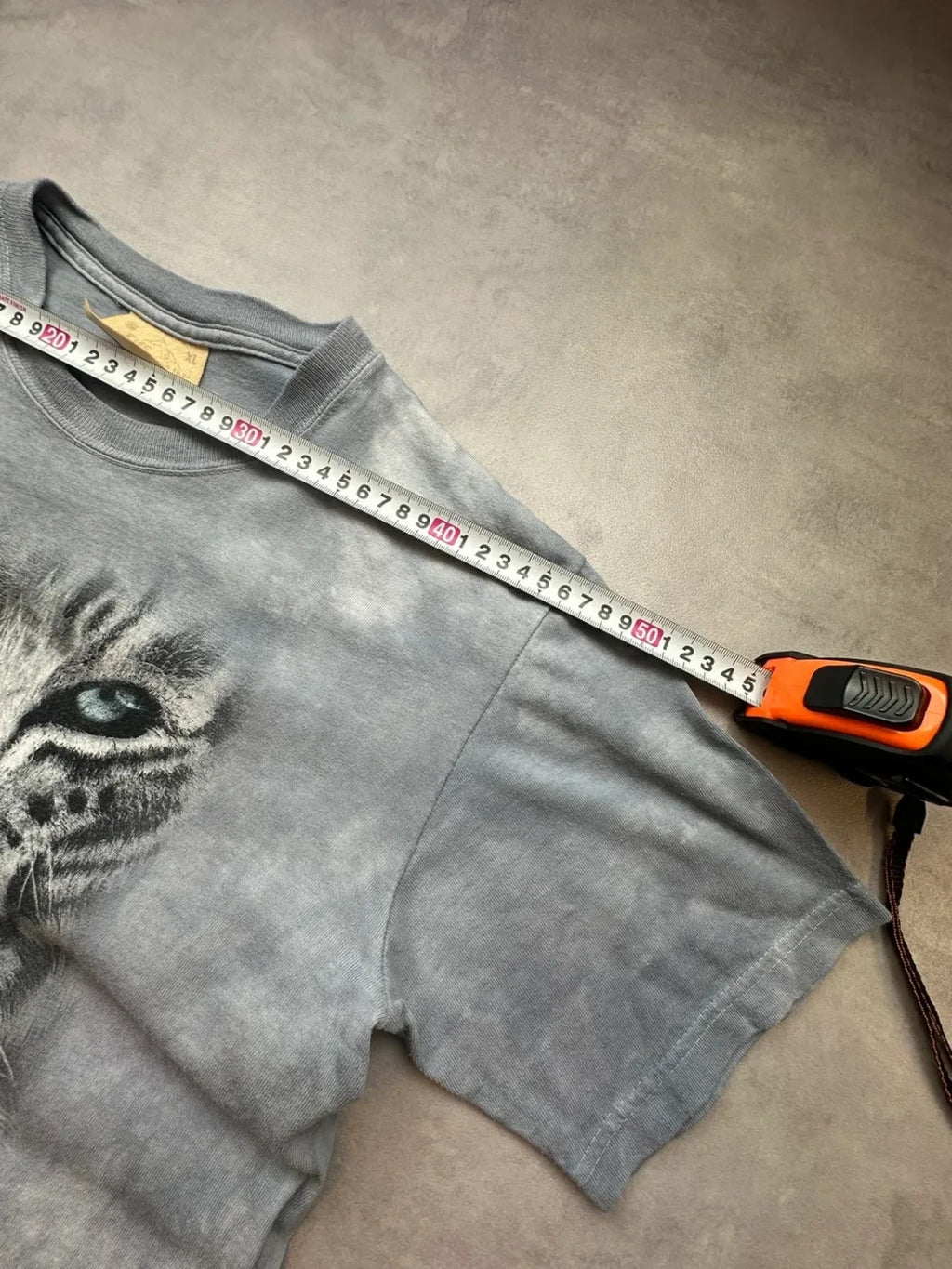 Tee-Shirt Vintage The Mountain Tiger Blanc Gris
