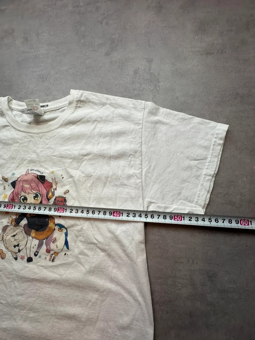 T-Shirt Vintage SPY x FAMILY Anya Forger Anime Japonais – Blanc