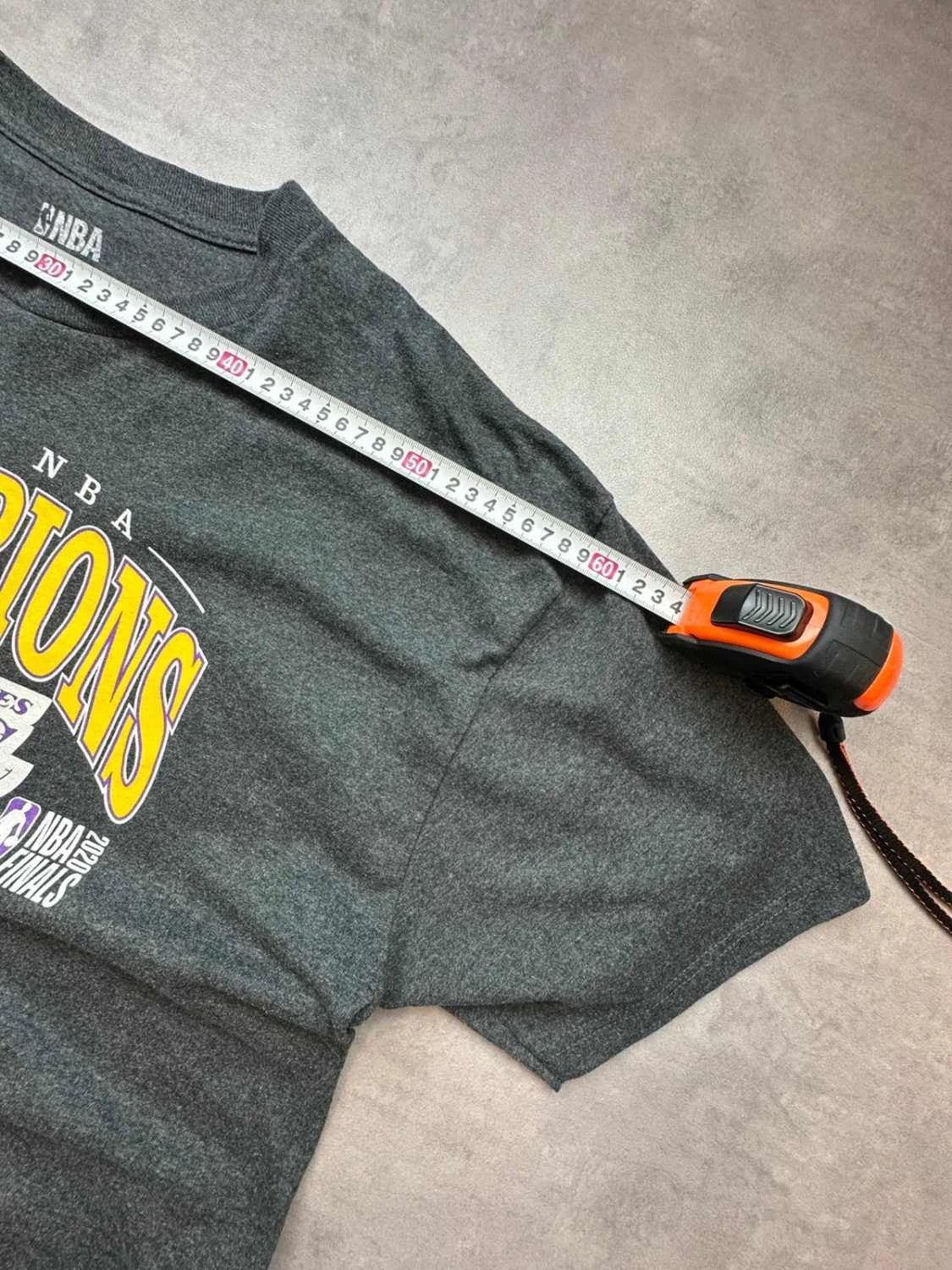T-Shirt NBA Los Angeles Lakers Champions 2020 Vintage Gris