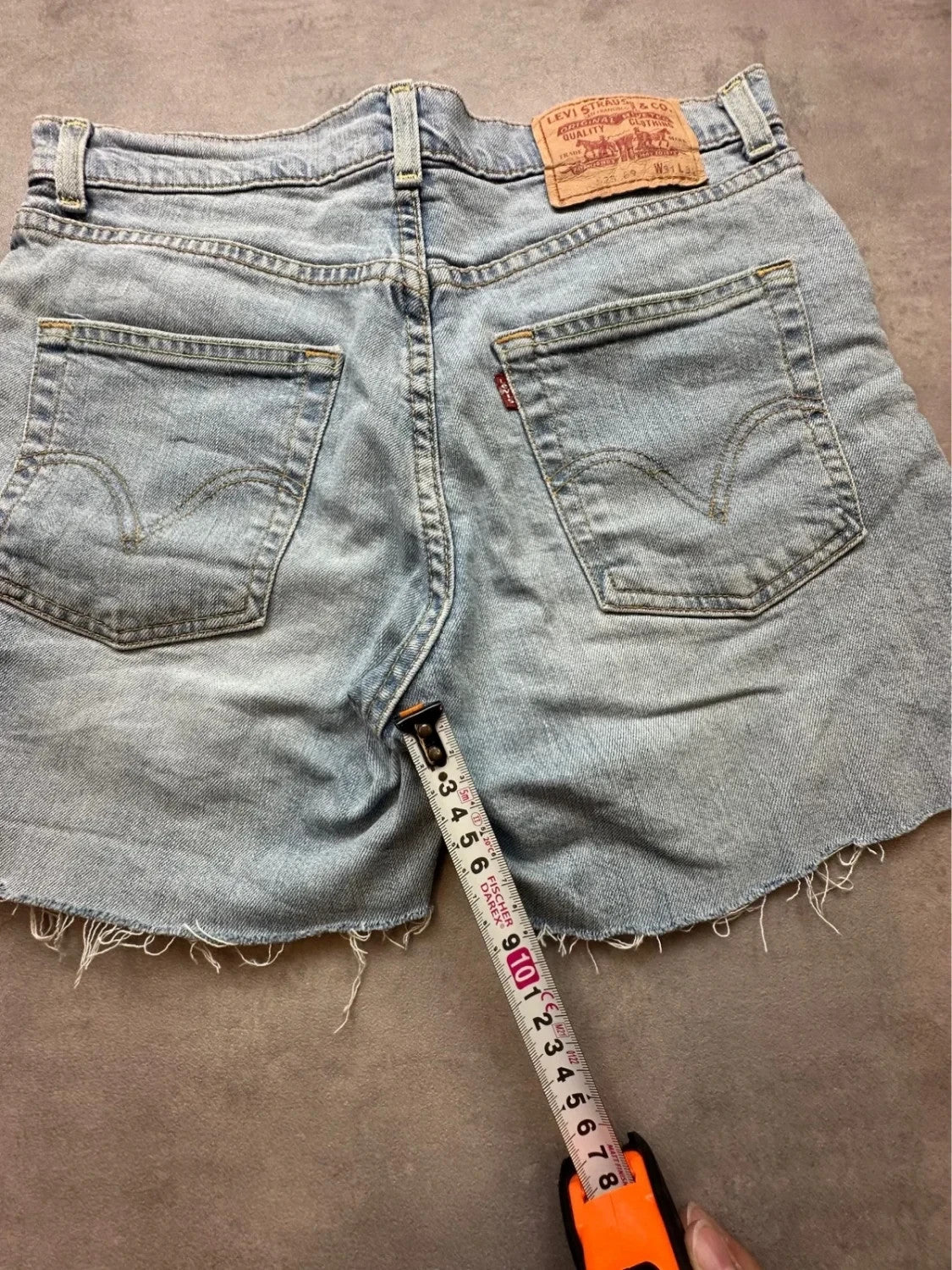 Short en Jean Levi's Vintage Destroy